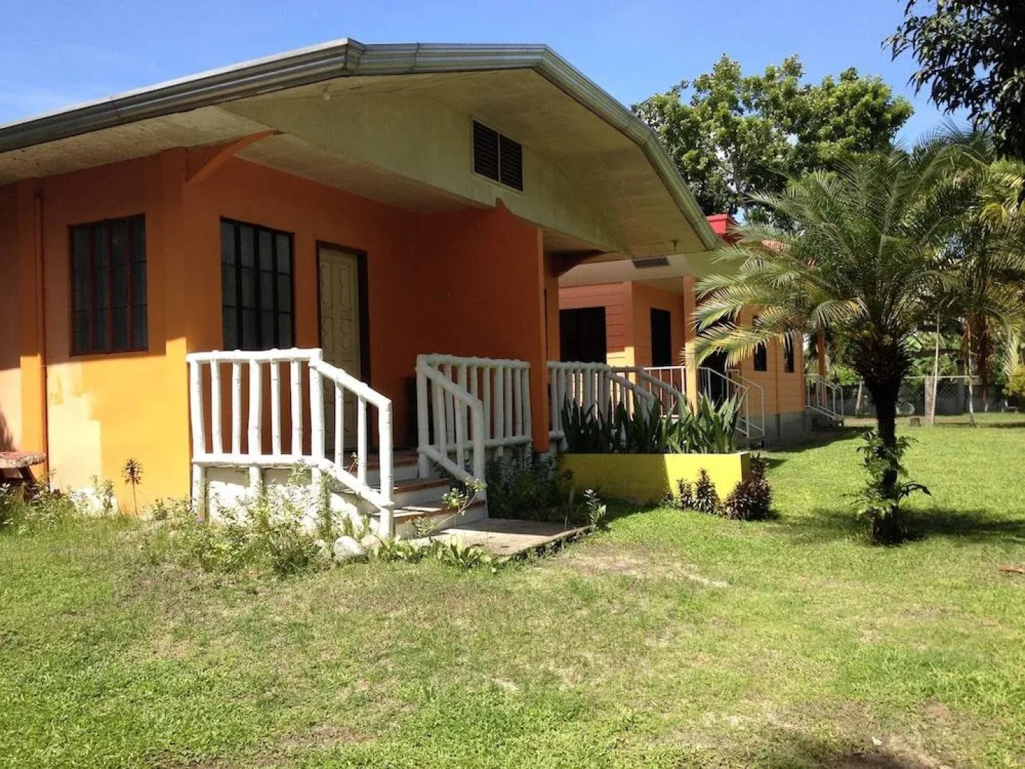 Aqua Vista Farm Resort