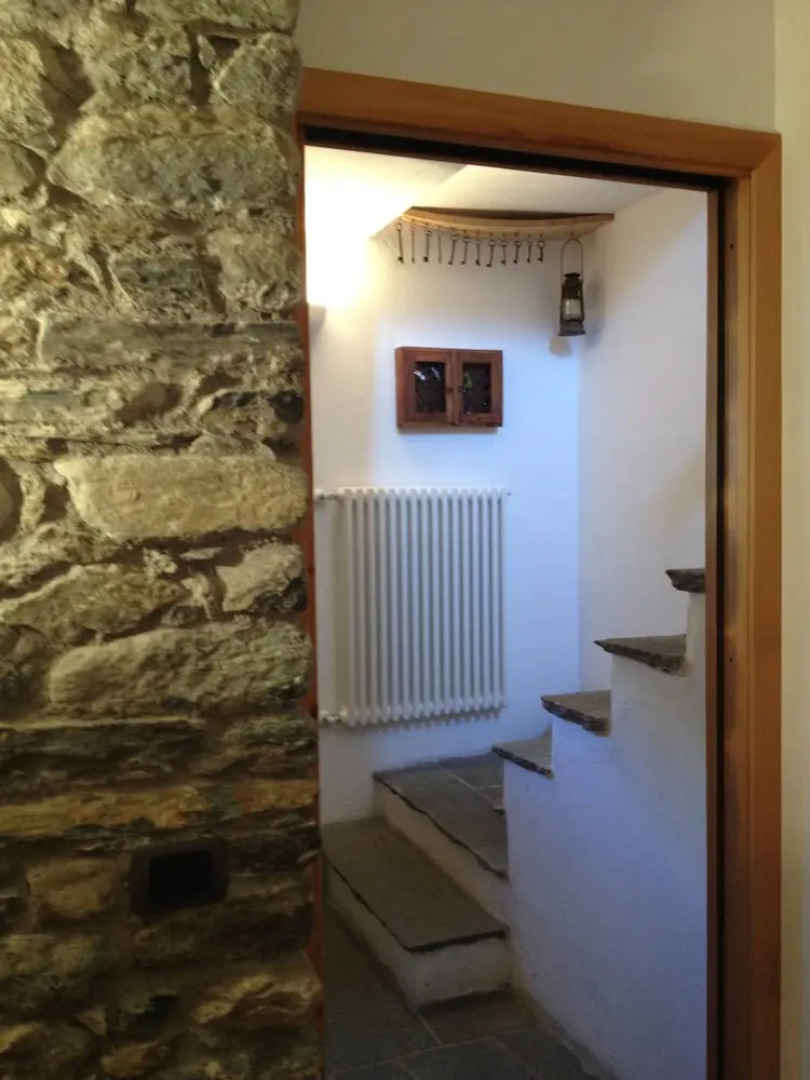 Baita In Pietra Chiesa Valmalenco - A Piedi Alla Funivia Alpe Palu