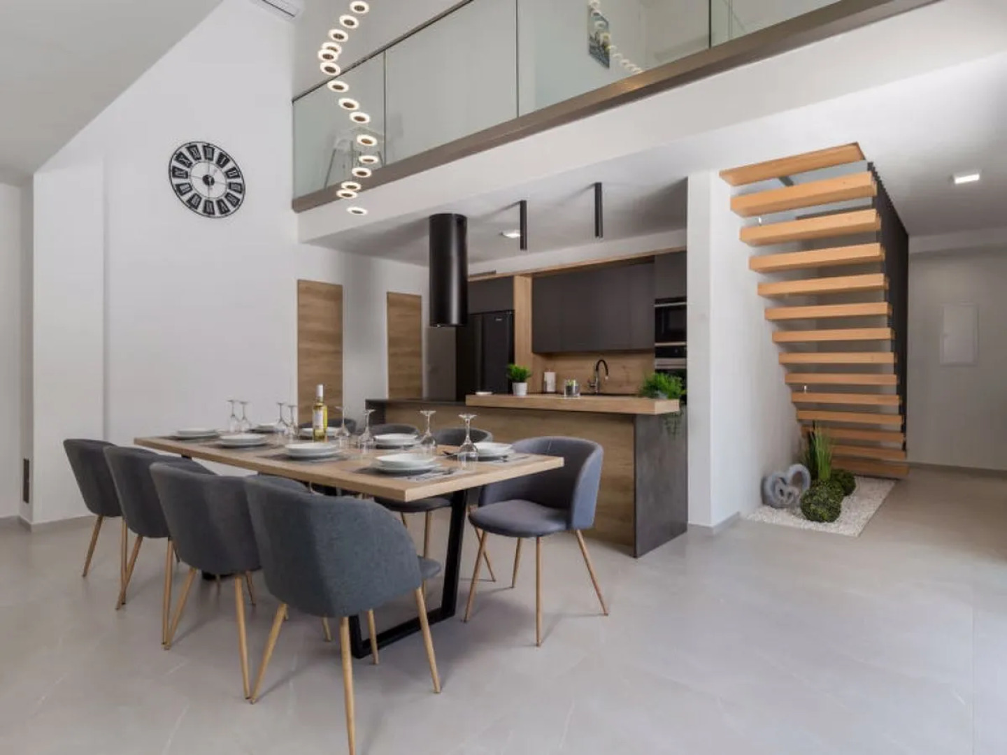 Villa Pinnidae Faulensee