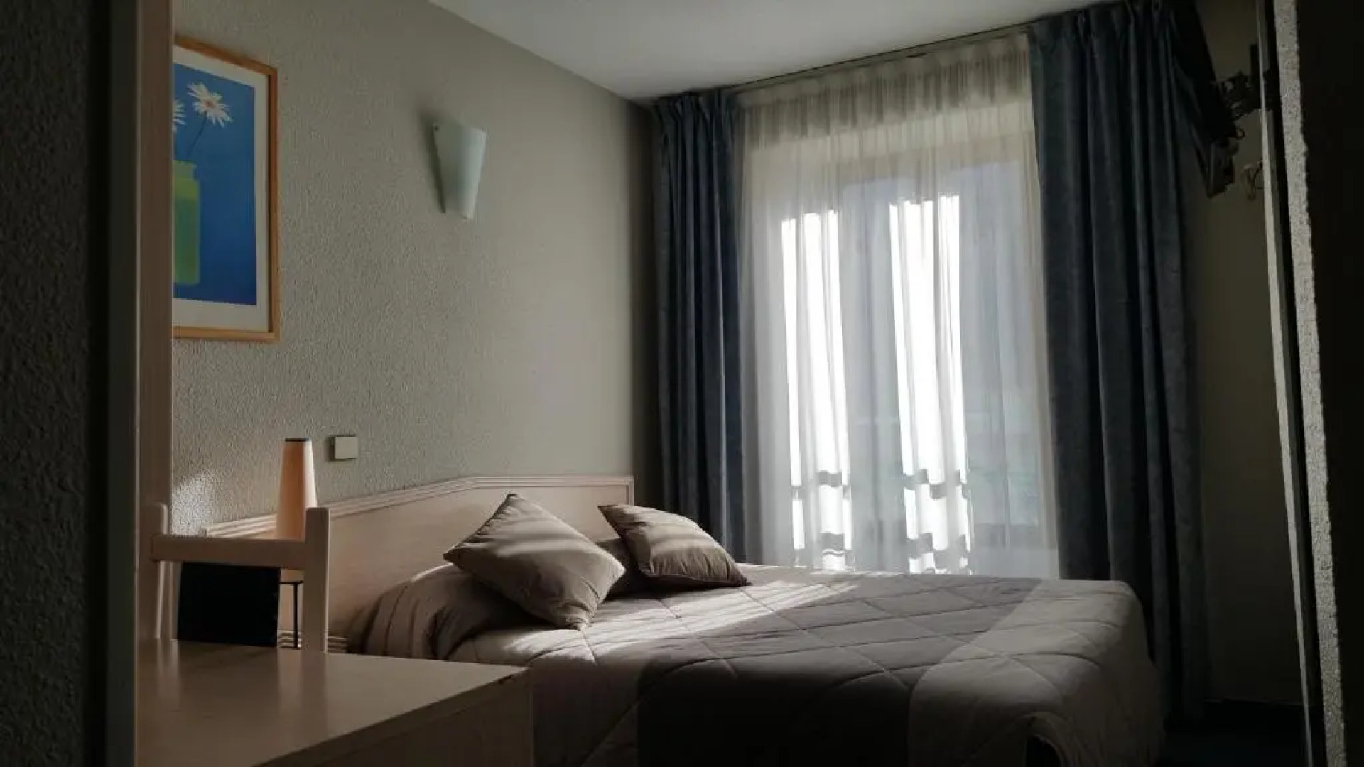 Hôtel de Genève , Faverges-Seythenex 74210, Haute Savoie