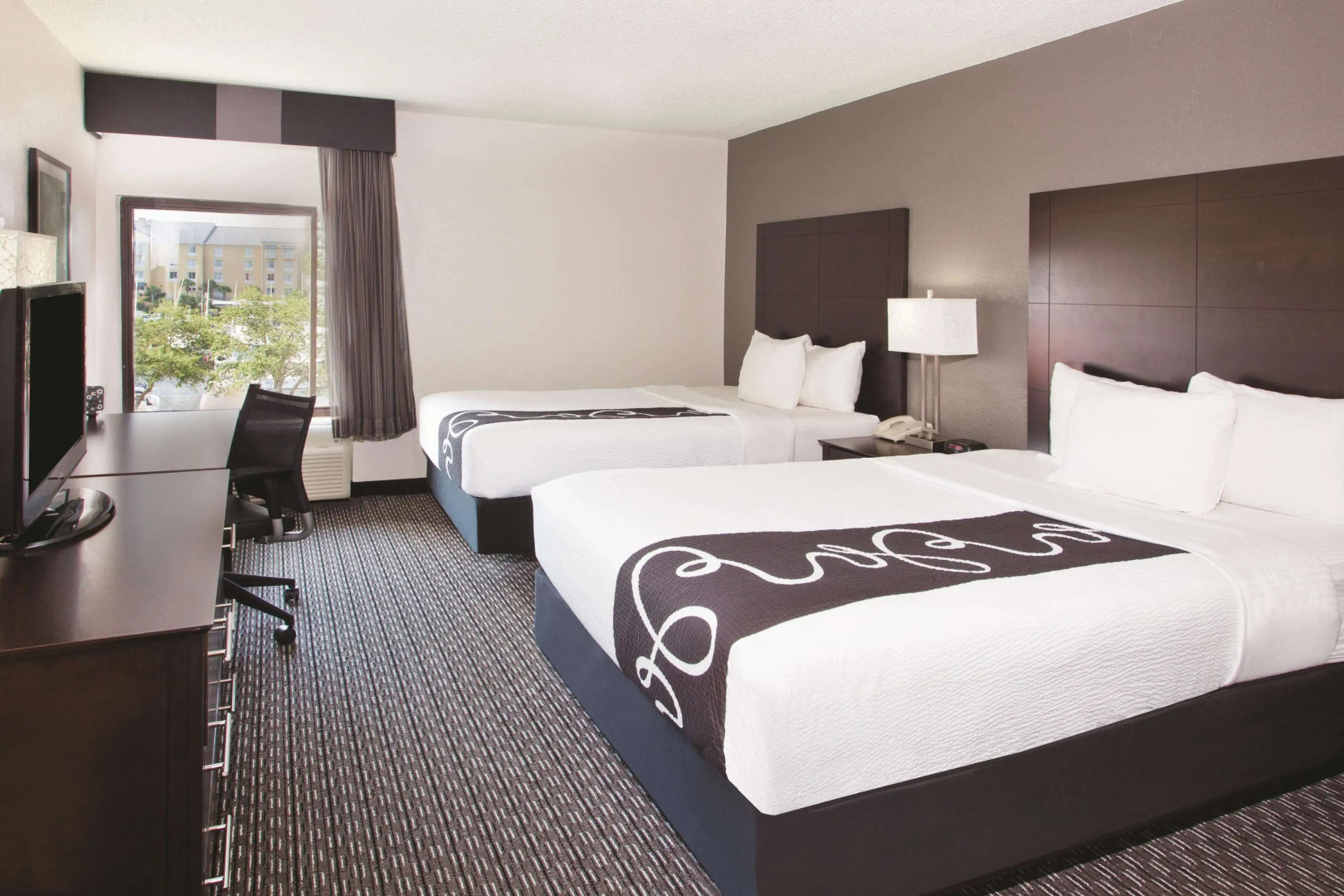 La Quinta Inn & Suites by Wyndham Charleston Riverview