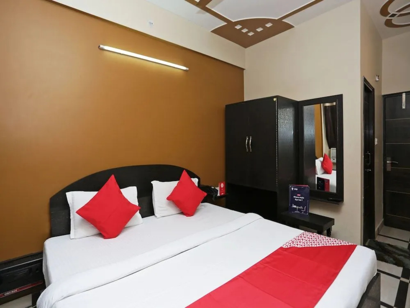 OYO 13388 Hotel Virgo