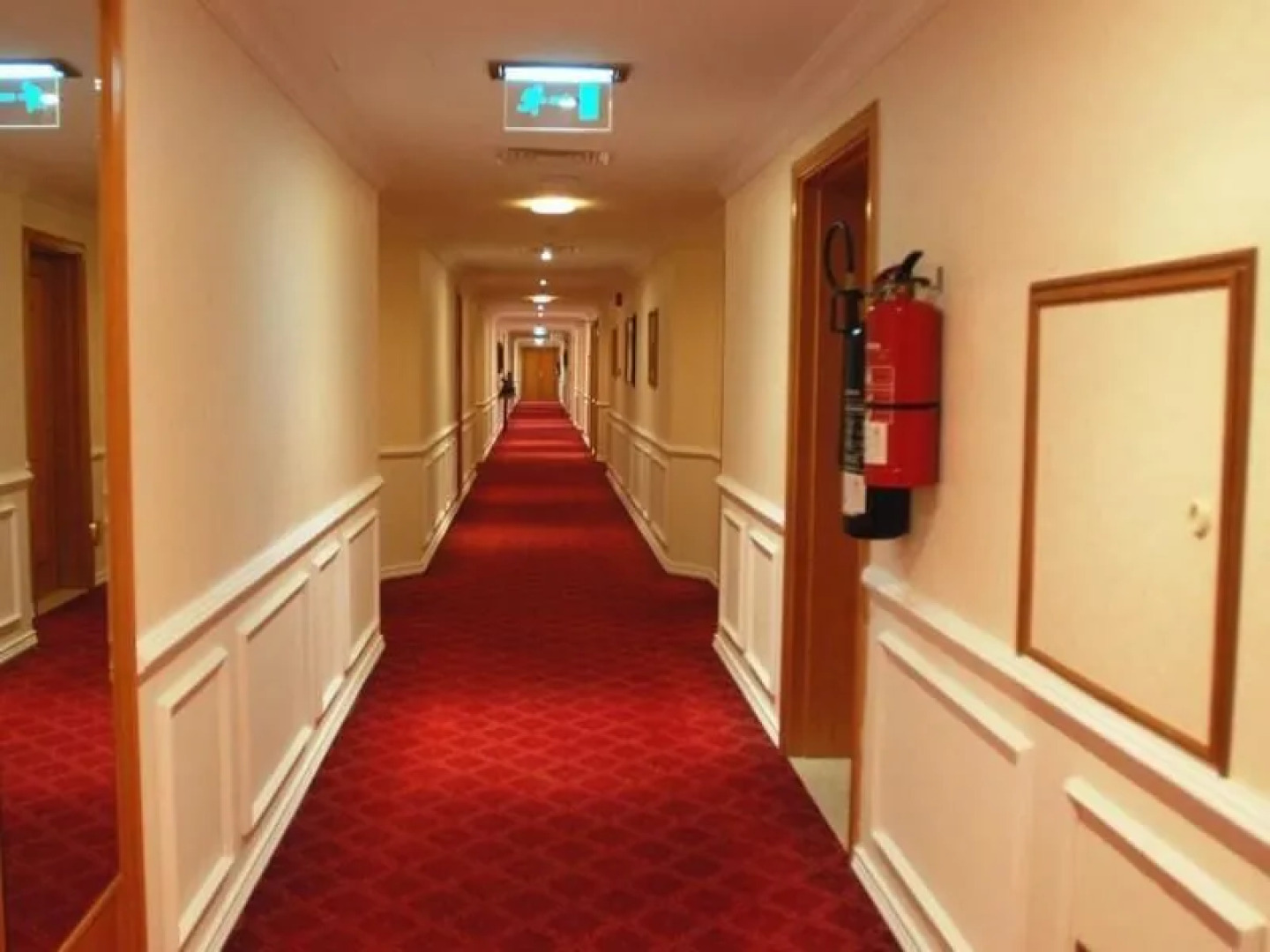 Cassells Hotel Apartments