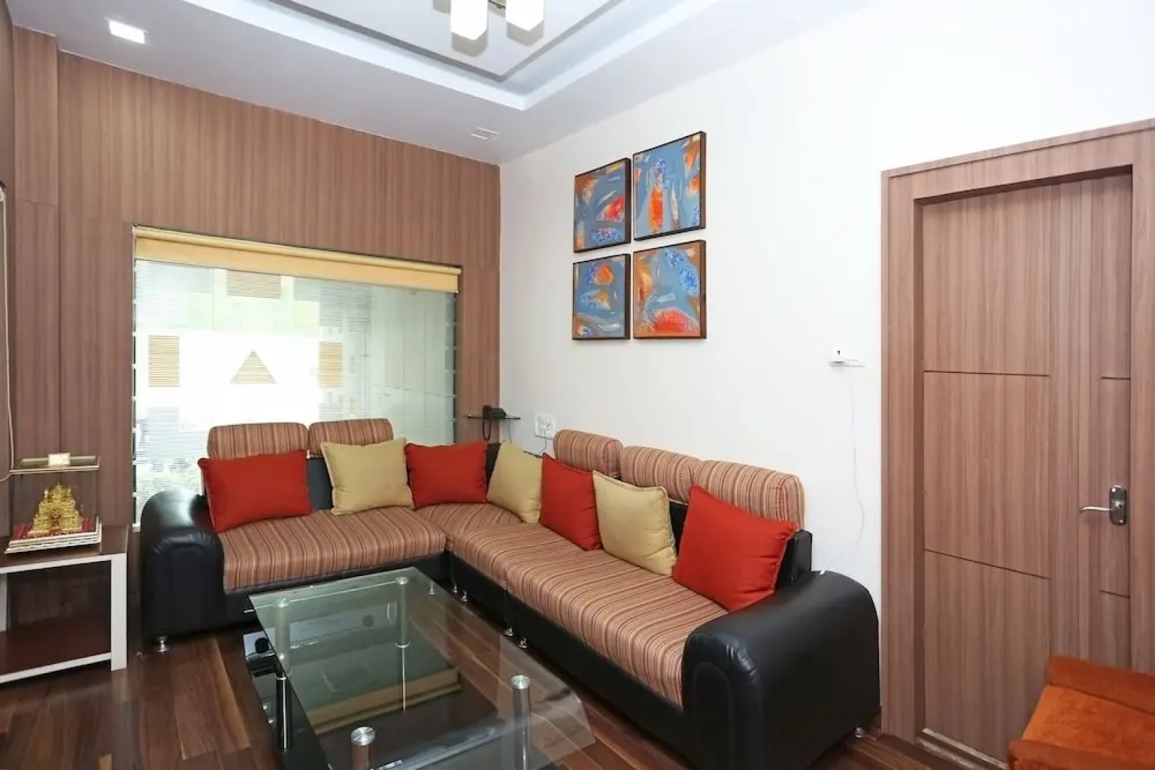 OYO 3063 Crystal Residency