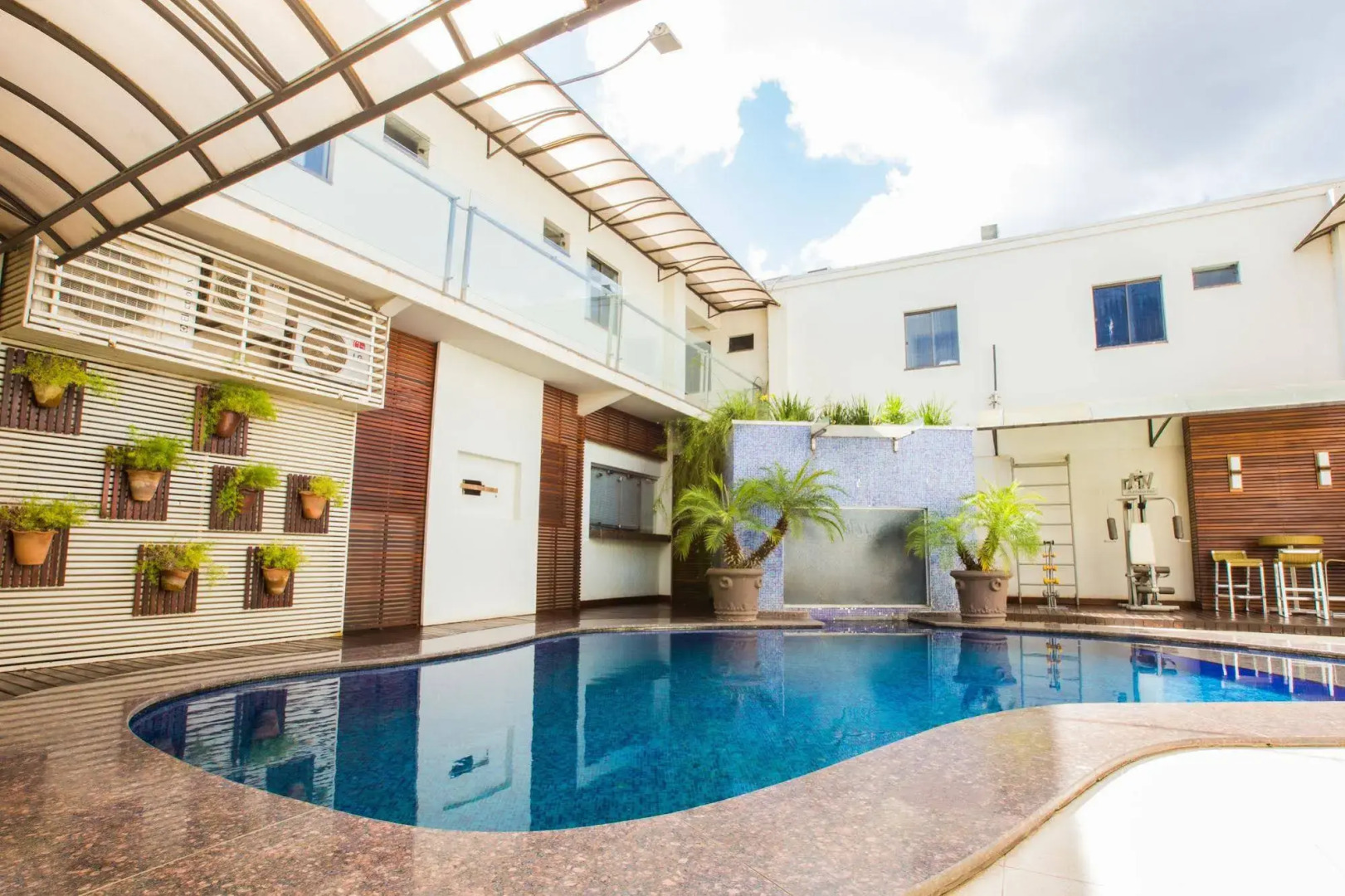 Maximus Sottile Hotel