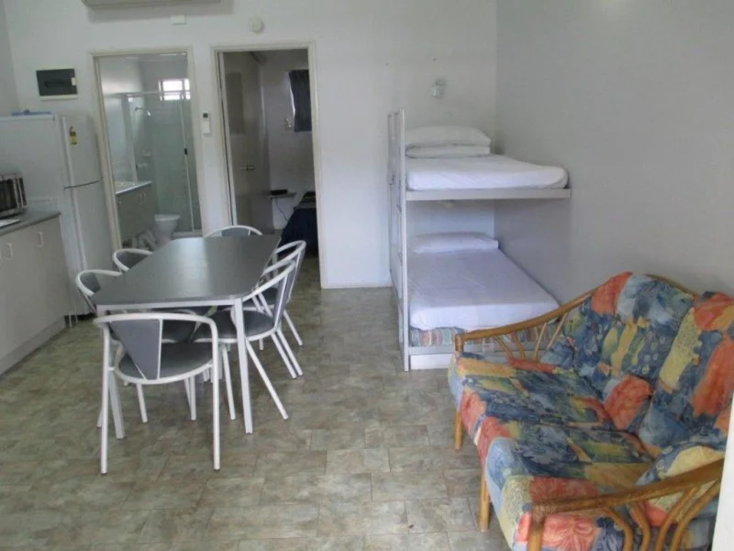 Poona Palms Caravan Park