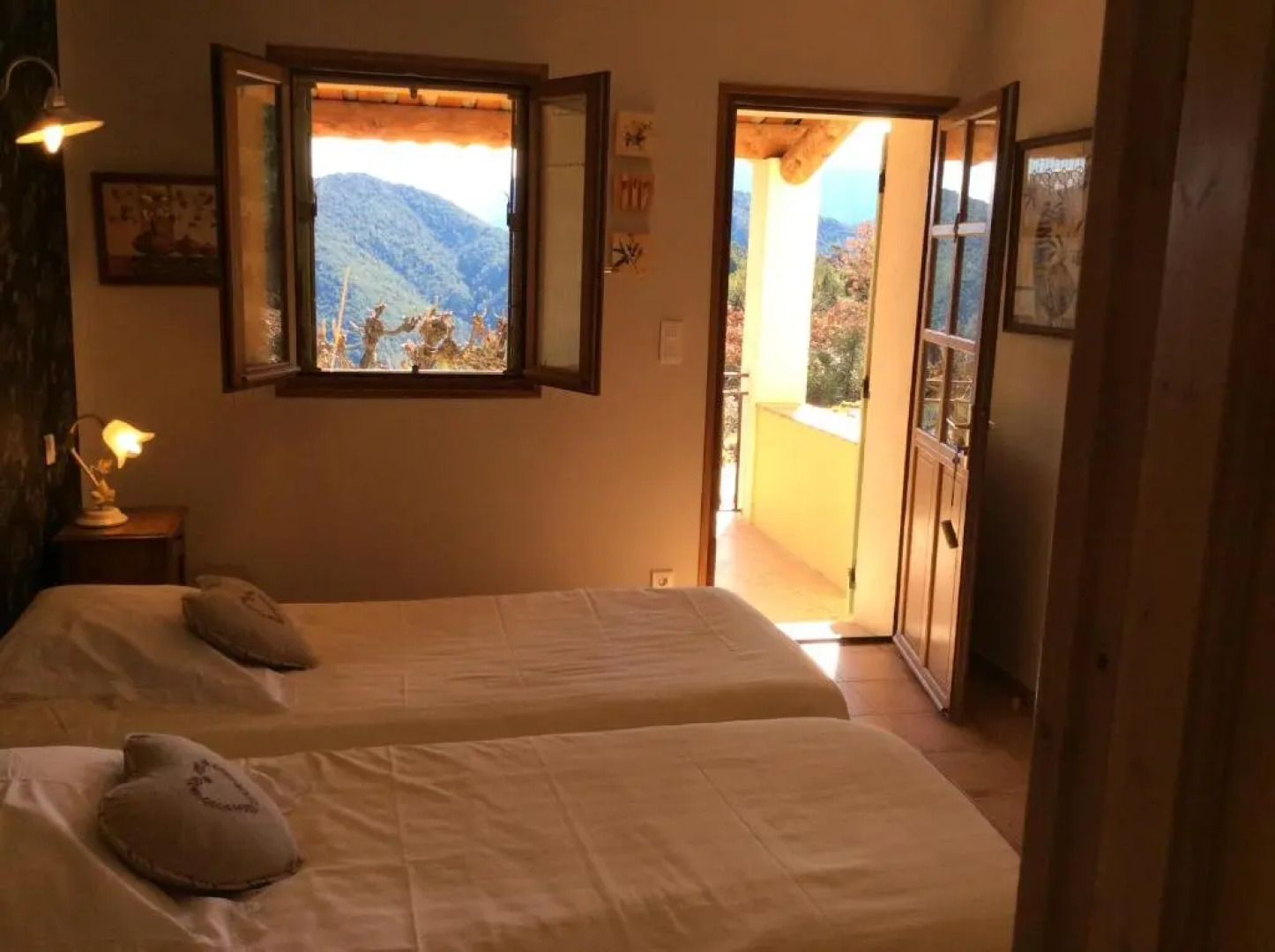 Le Mas des Eglantiers