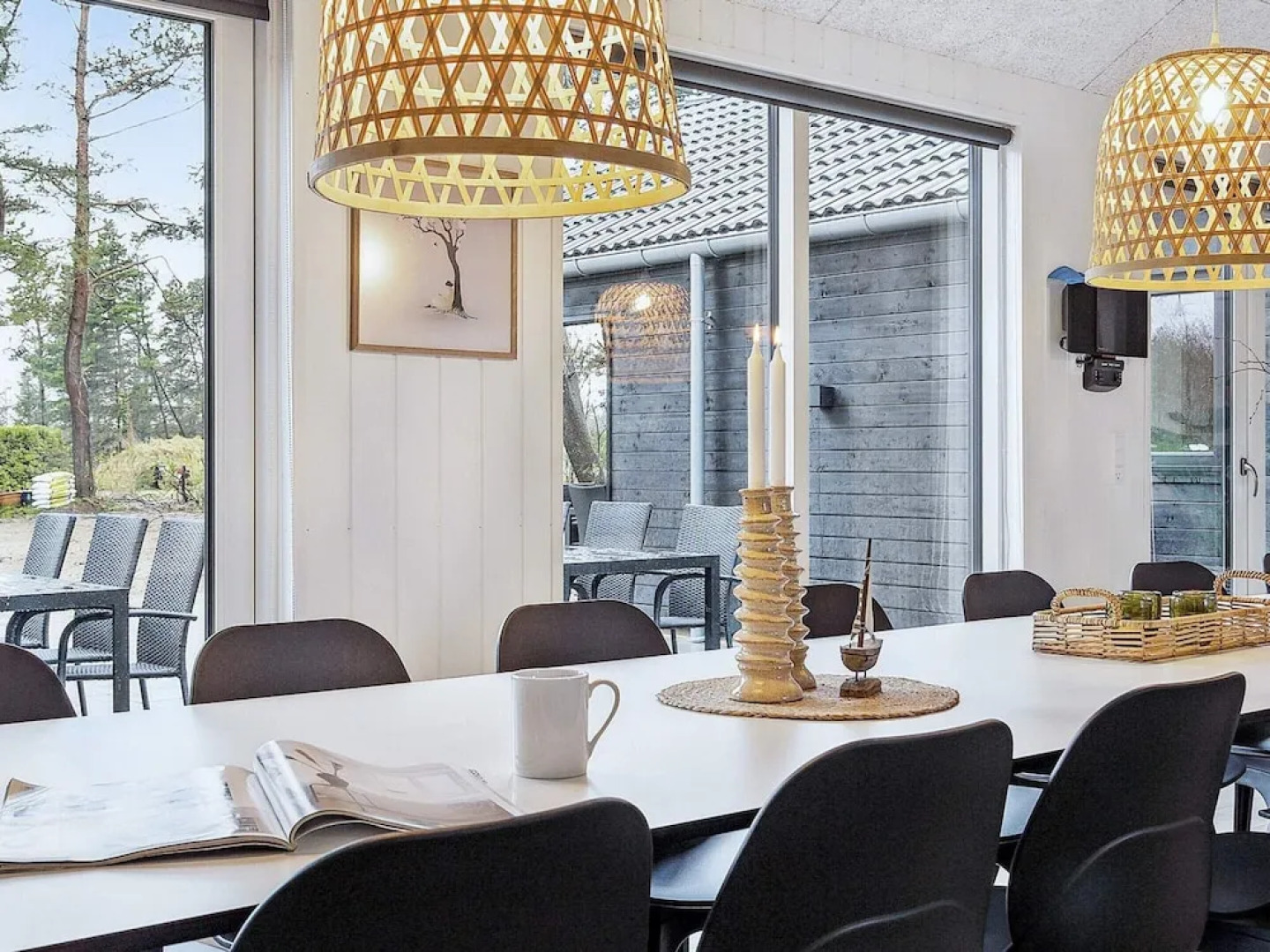 Spacious Retreat for 20 - By Traum Ferienwohnungen