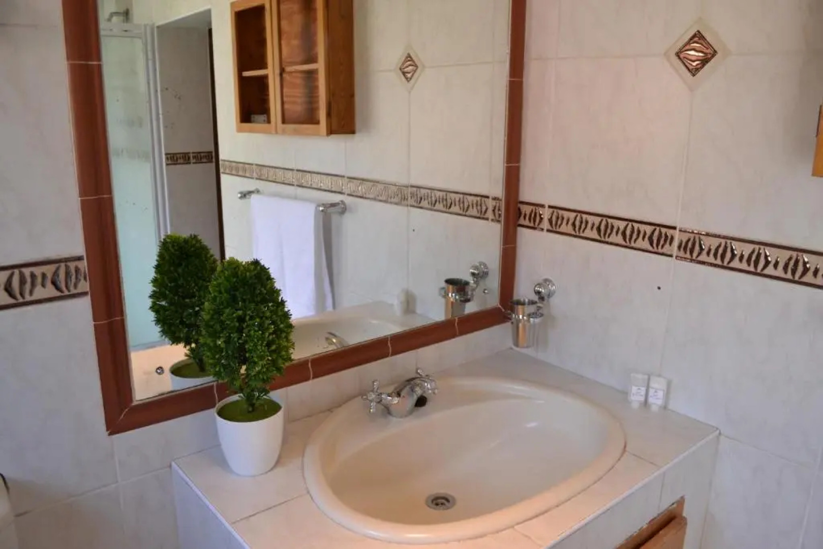 Kayalako on 4th Avenue