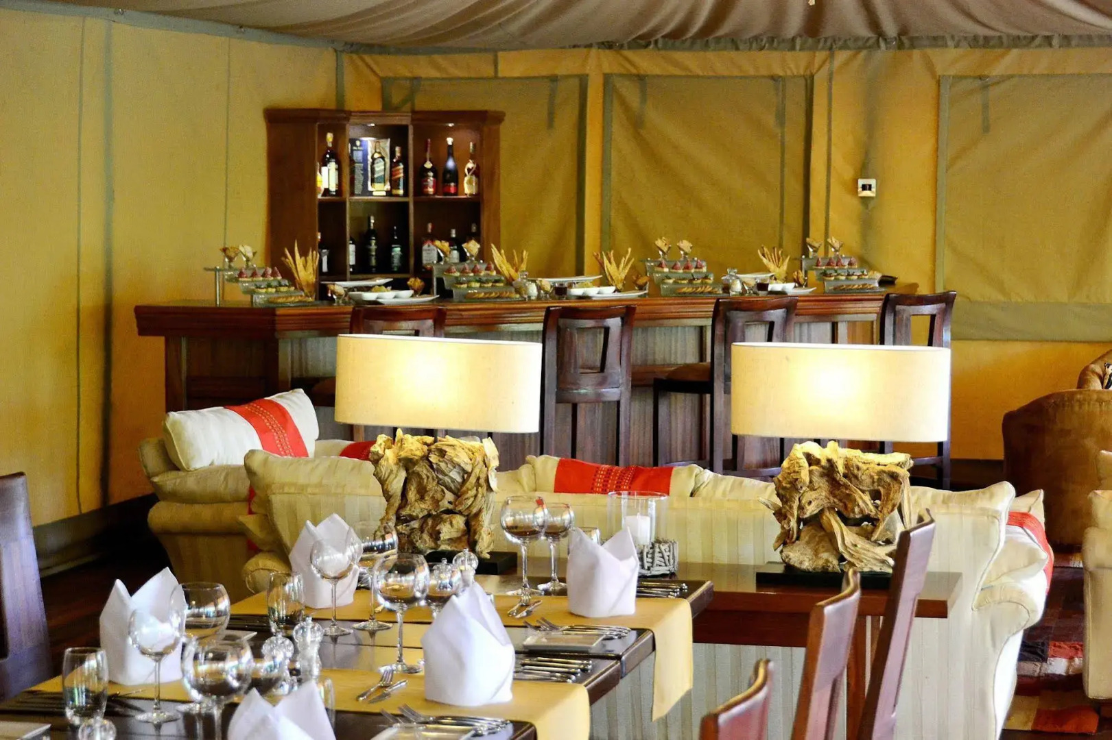 Kiboko Luxury Camp