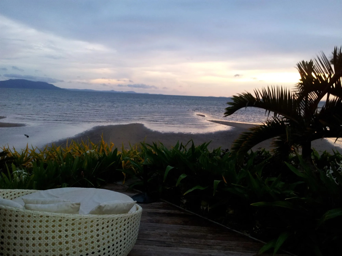 Nataya Roundhouse Coral Bay Resort and Spa