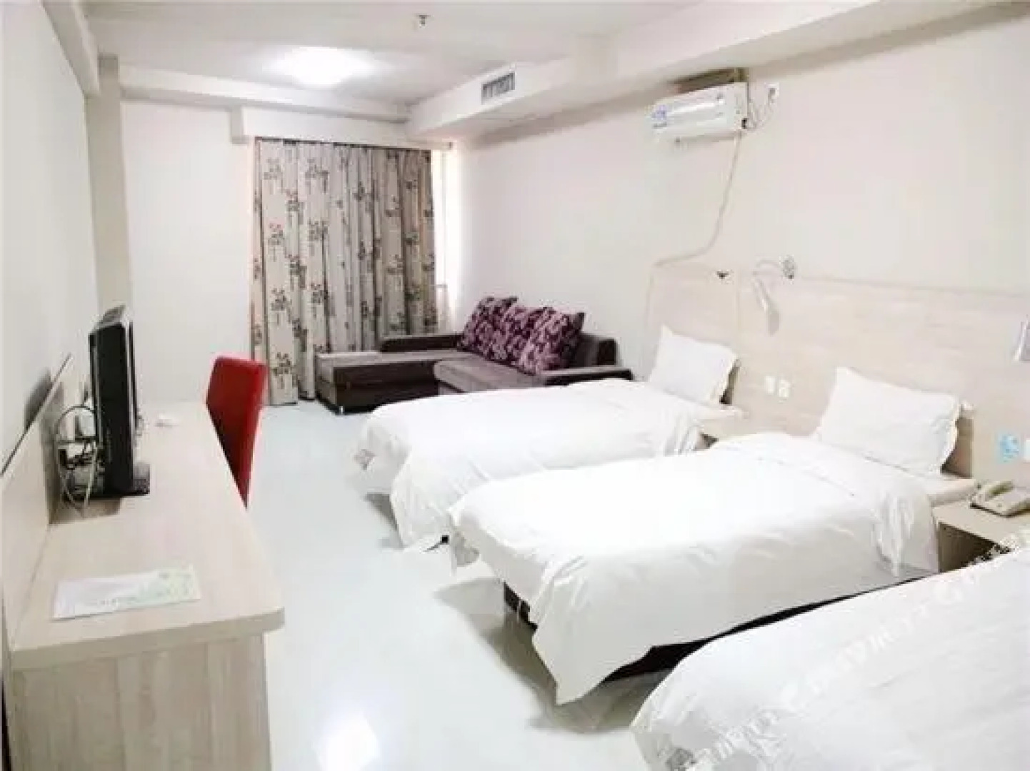 Hangcheng Business Hotel