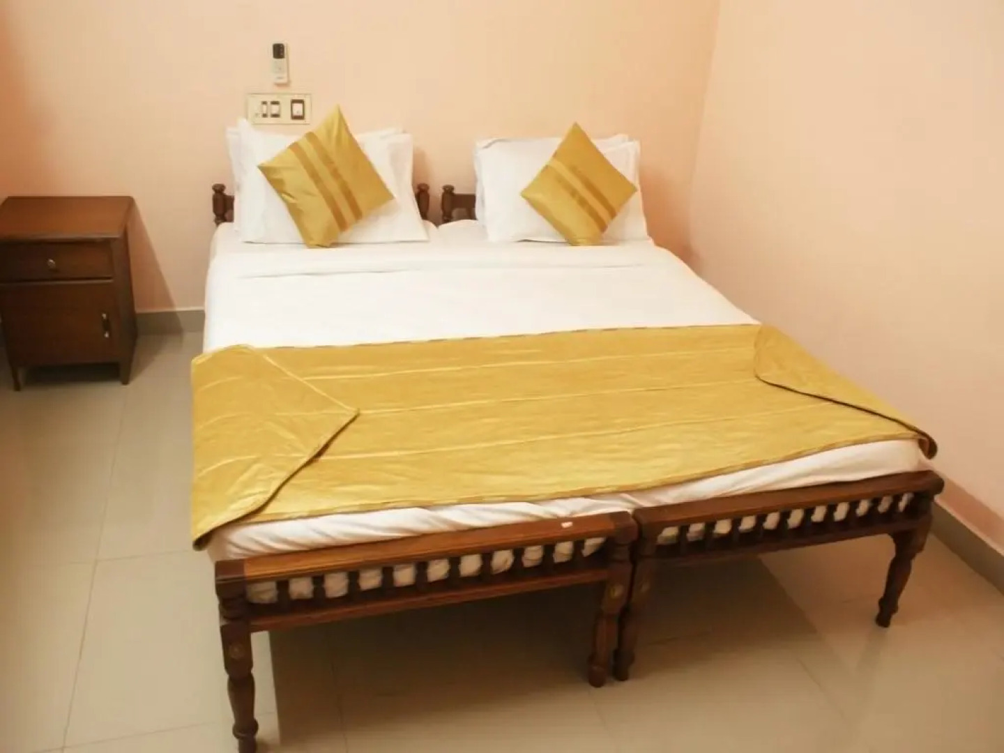 OYO 6665 Thomson Regency