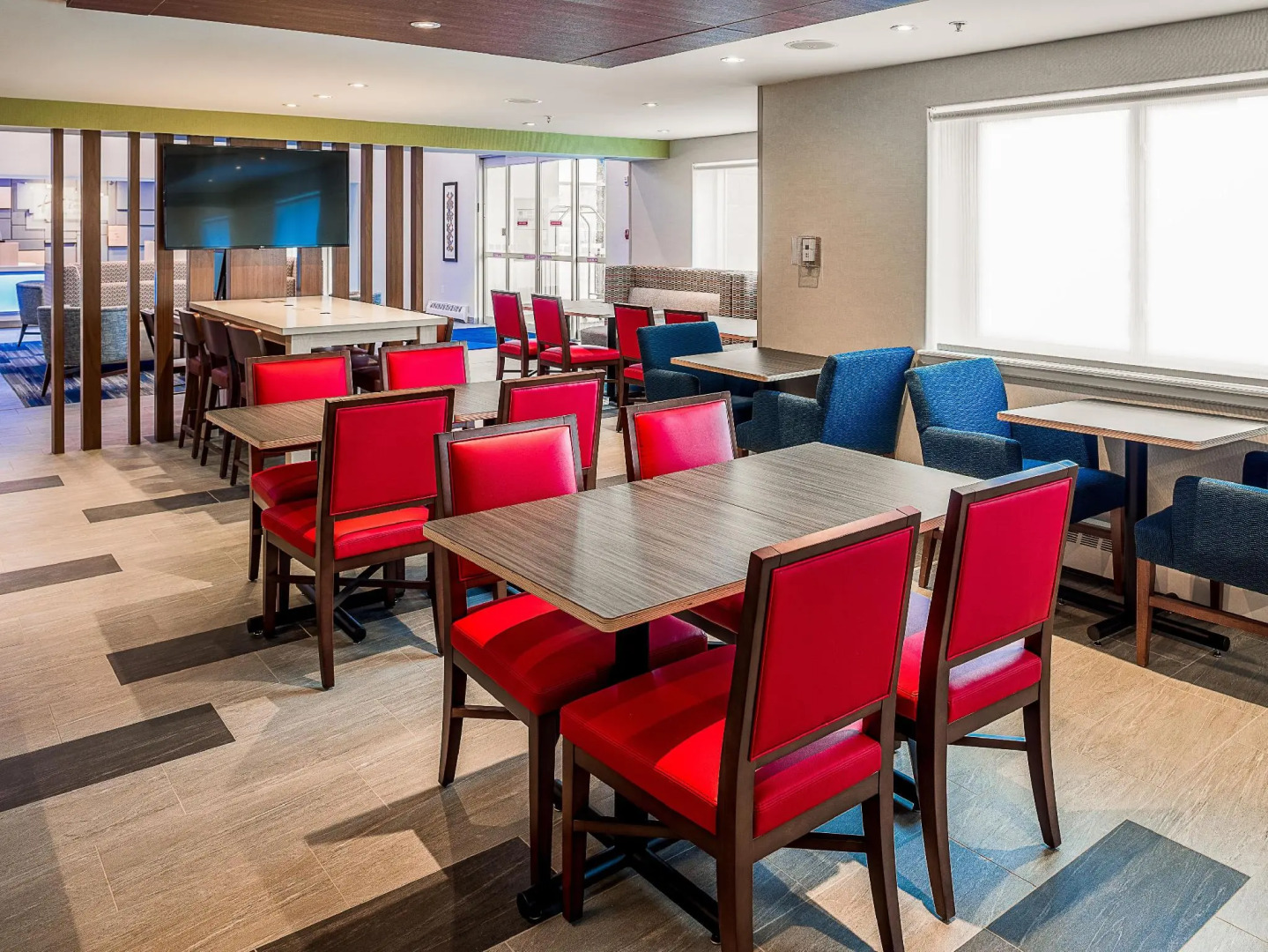 Holiday Inn Express & Suites Halifax - Bedford by IHG