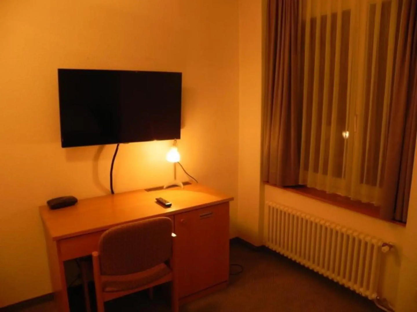 Zys Hotel