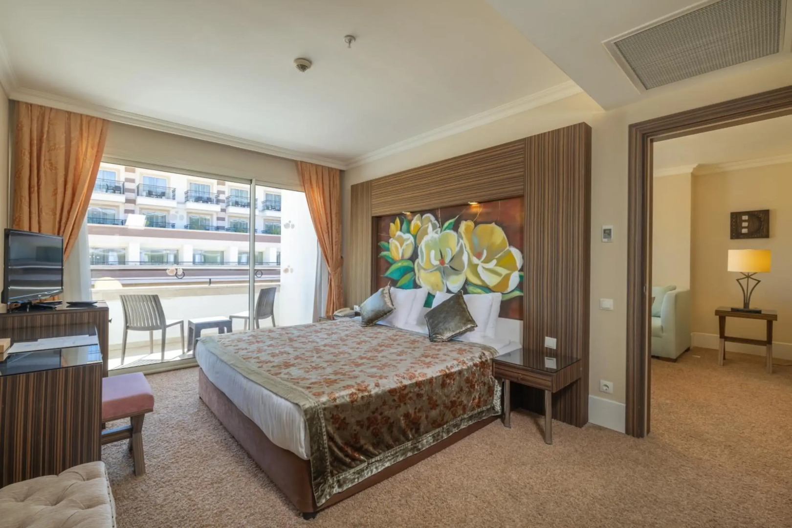 Crystal De Luxe Comfort Collection