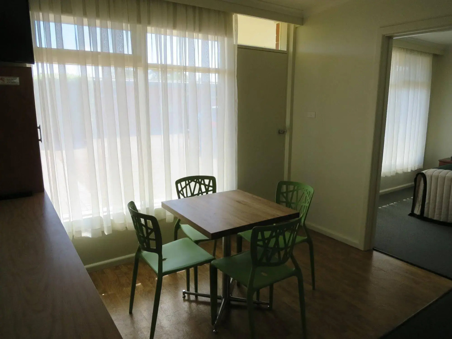 Shifting Sands Motel