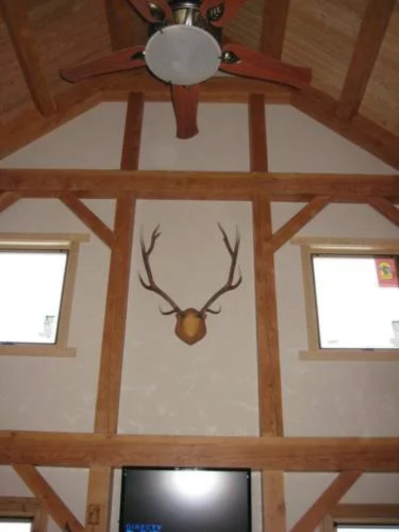 Papa Bear's Cave and Baby Bear's Den