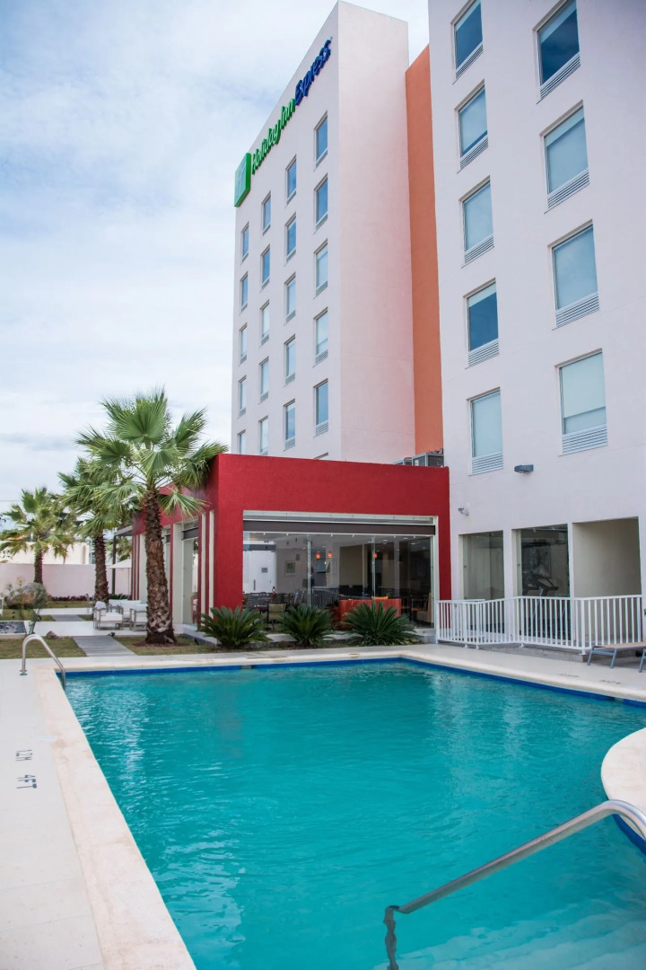 Holiday Inn Express Guadalajara Aeropuerto by IHG