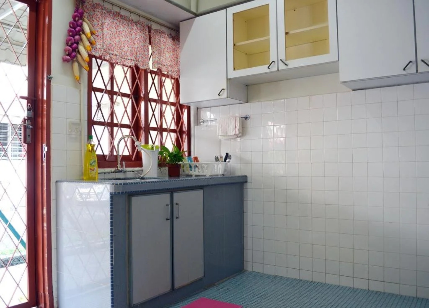 Manis-Manis @ Color Sense Cottage