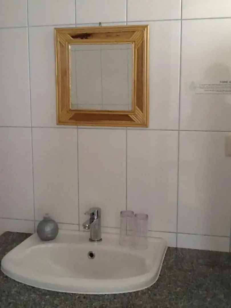 Questel BronQ Eco Lodge