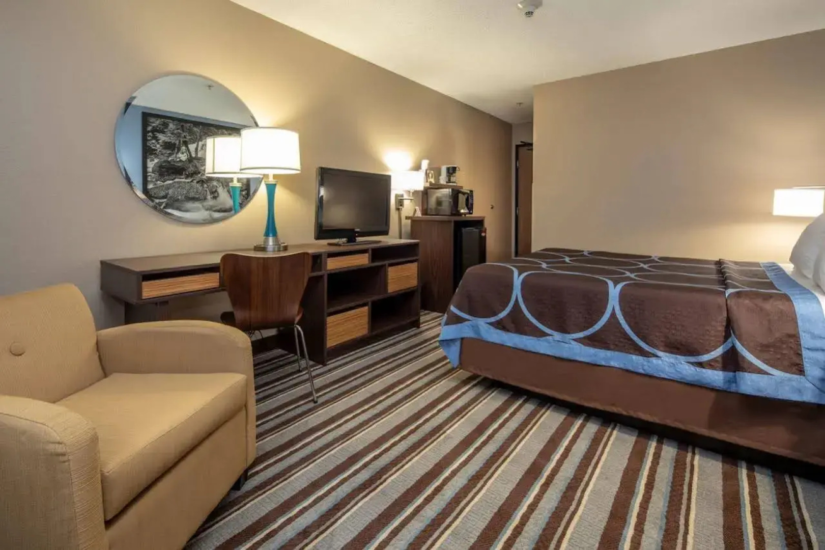 Super 8 Steubenville