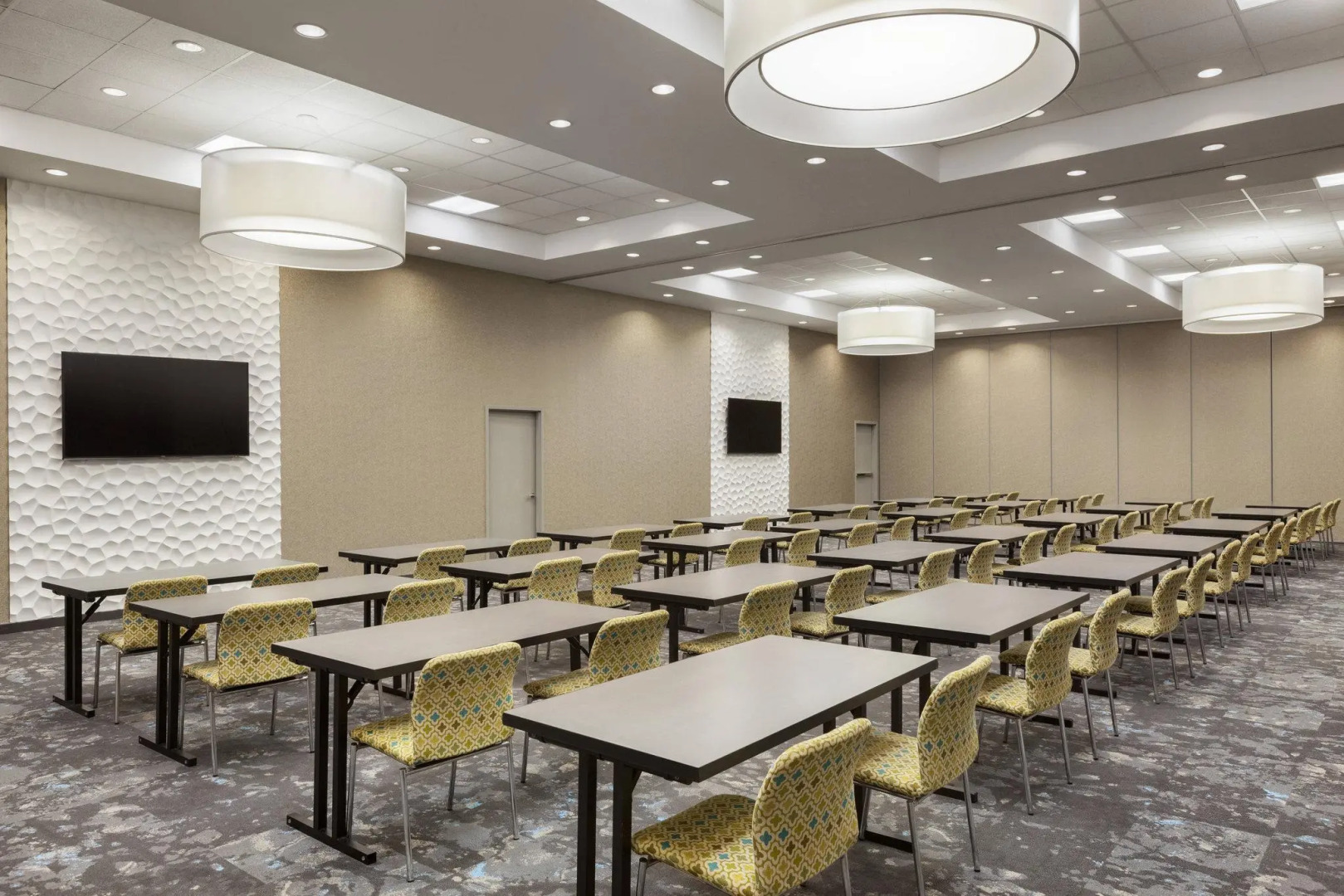 Aloft Jacksonville Tapestry Park