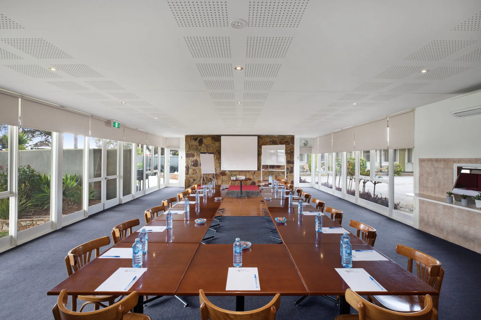 Adelaide Road Motor Lodge