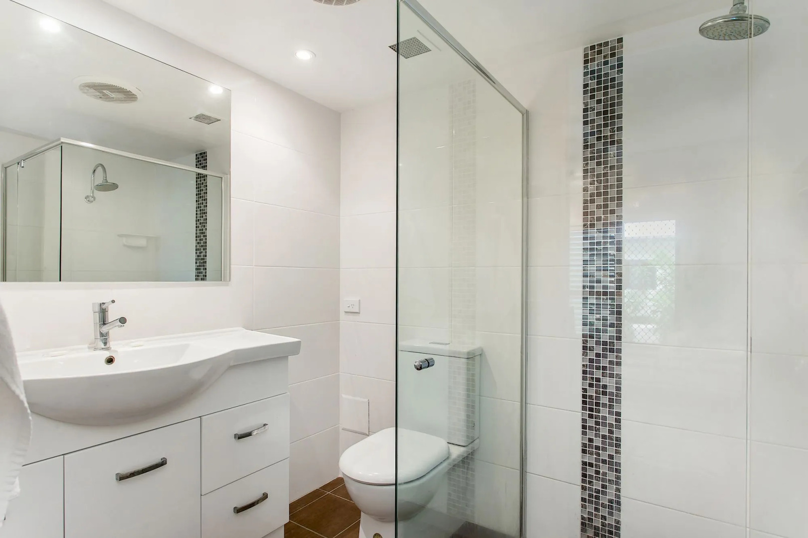 Sunrise Cove Holiday Apartments