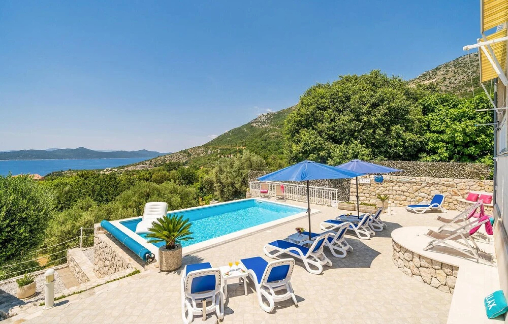 Awesome Home in Trsteno With Wifi and 7 Bedrooms