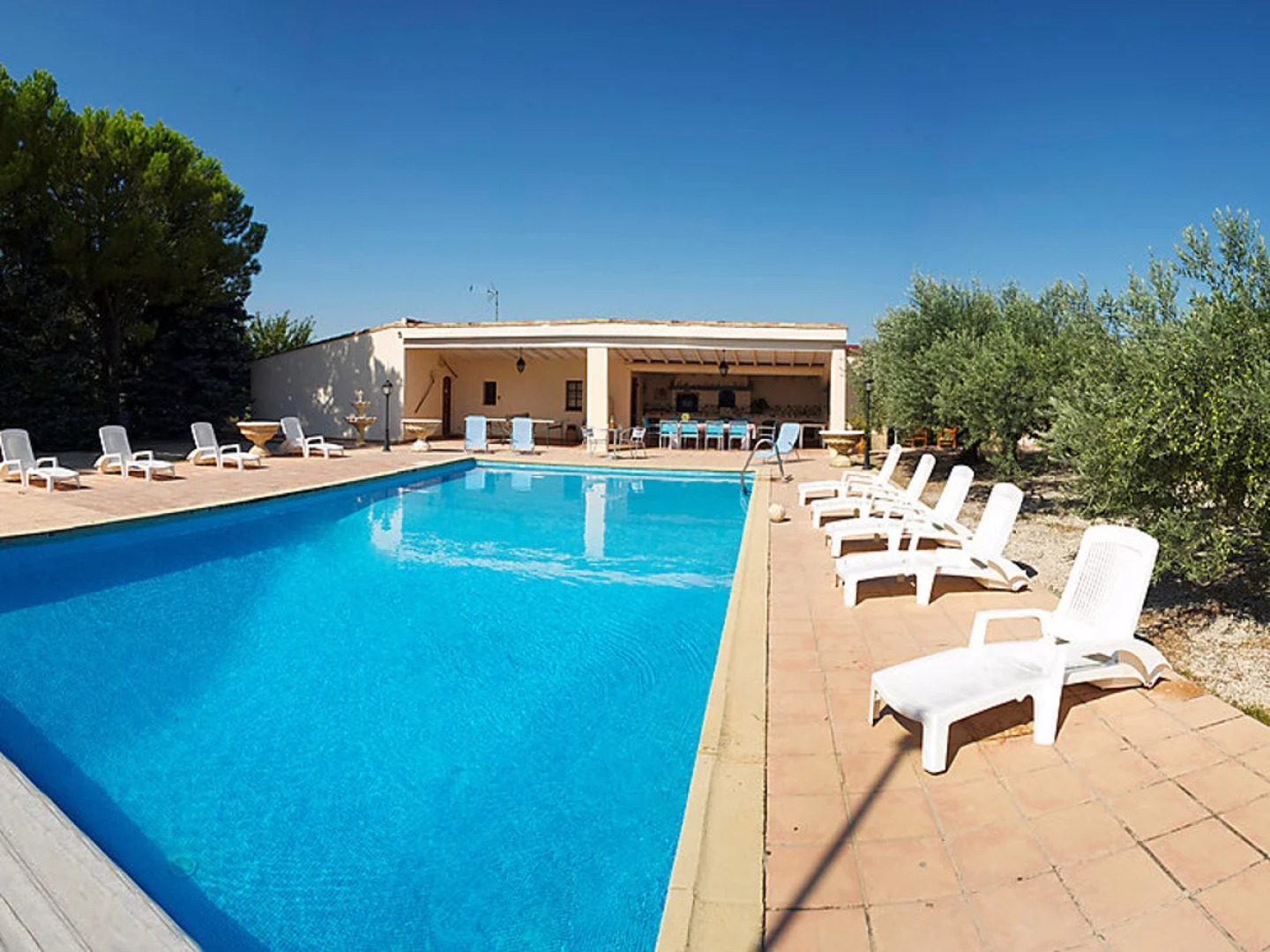 House Cucuron Vaugines