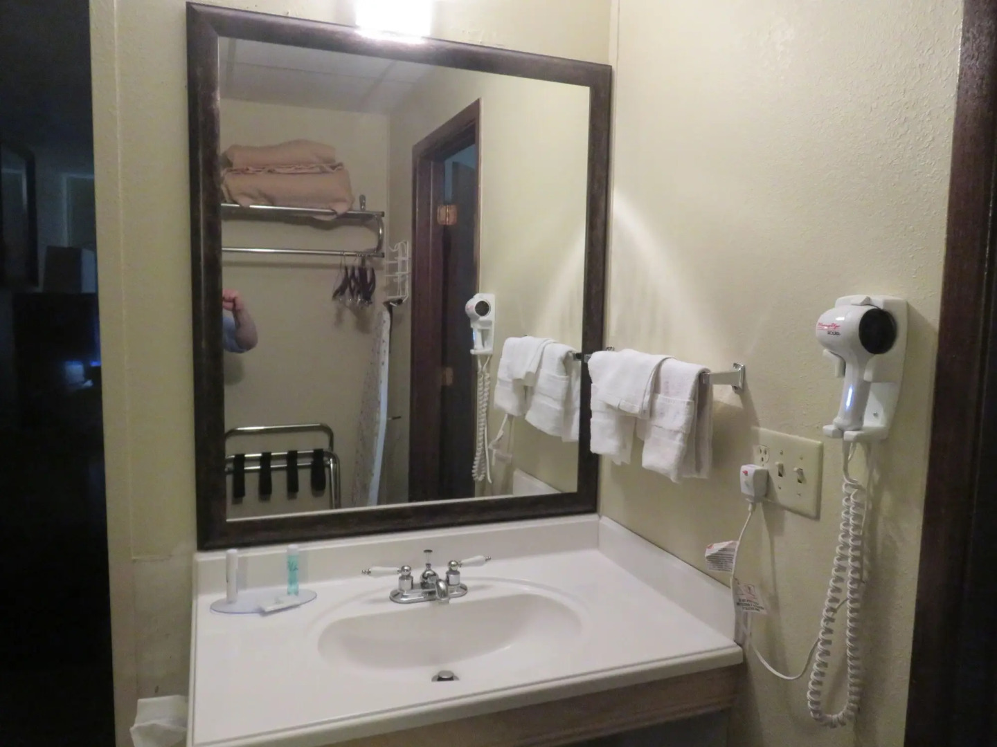 Americas Best Value Inn Story City