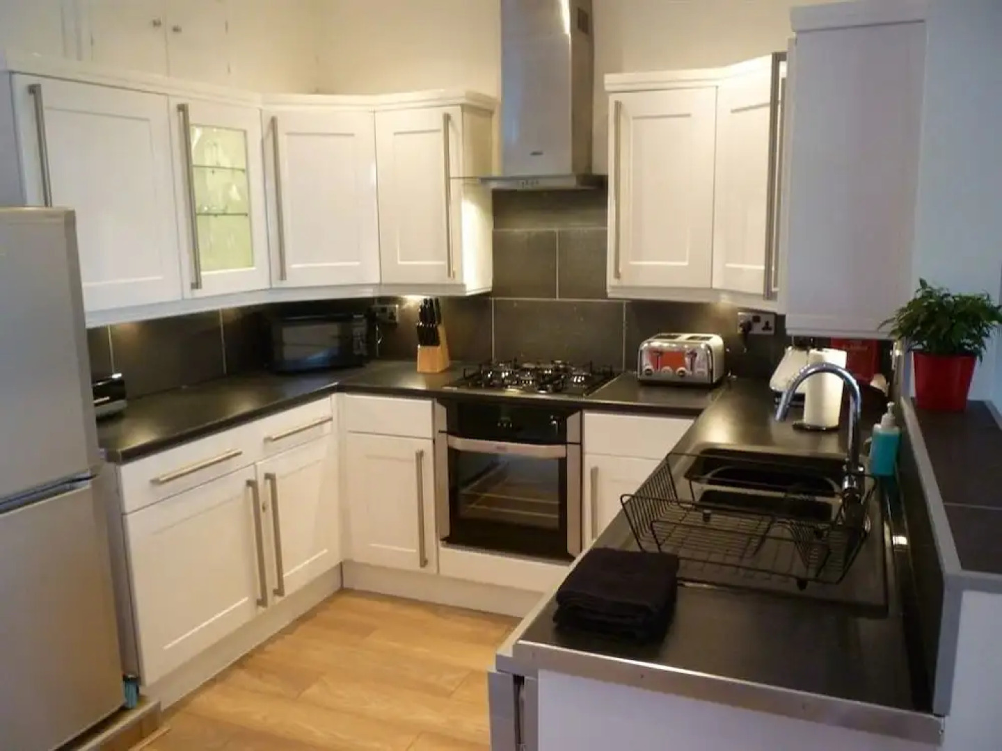 1 Saron Cottages