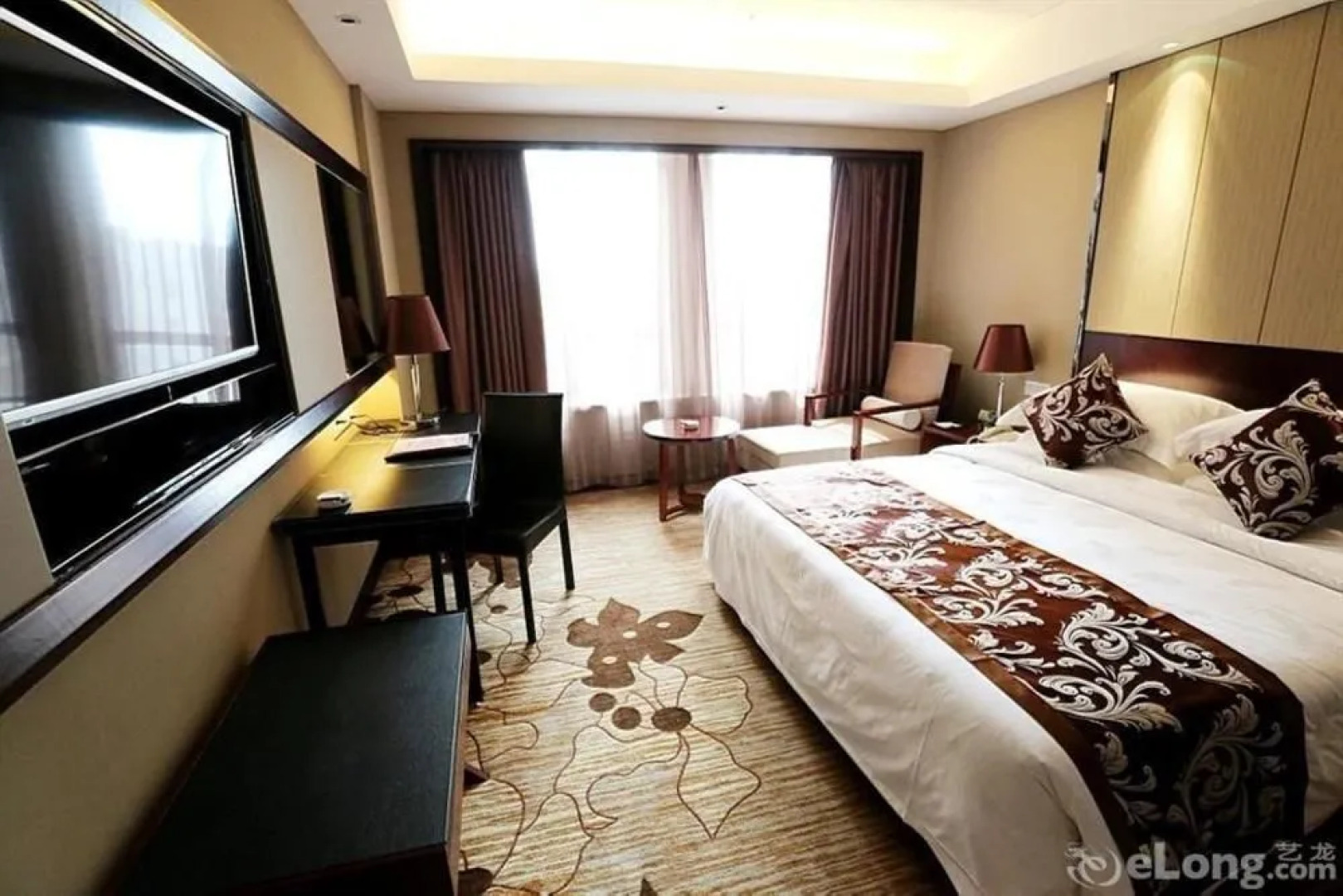 Yichang Riverside No 1 Hotel