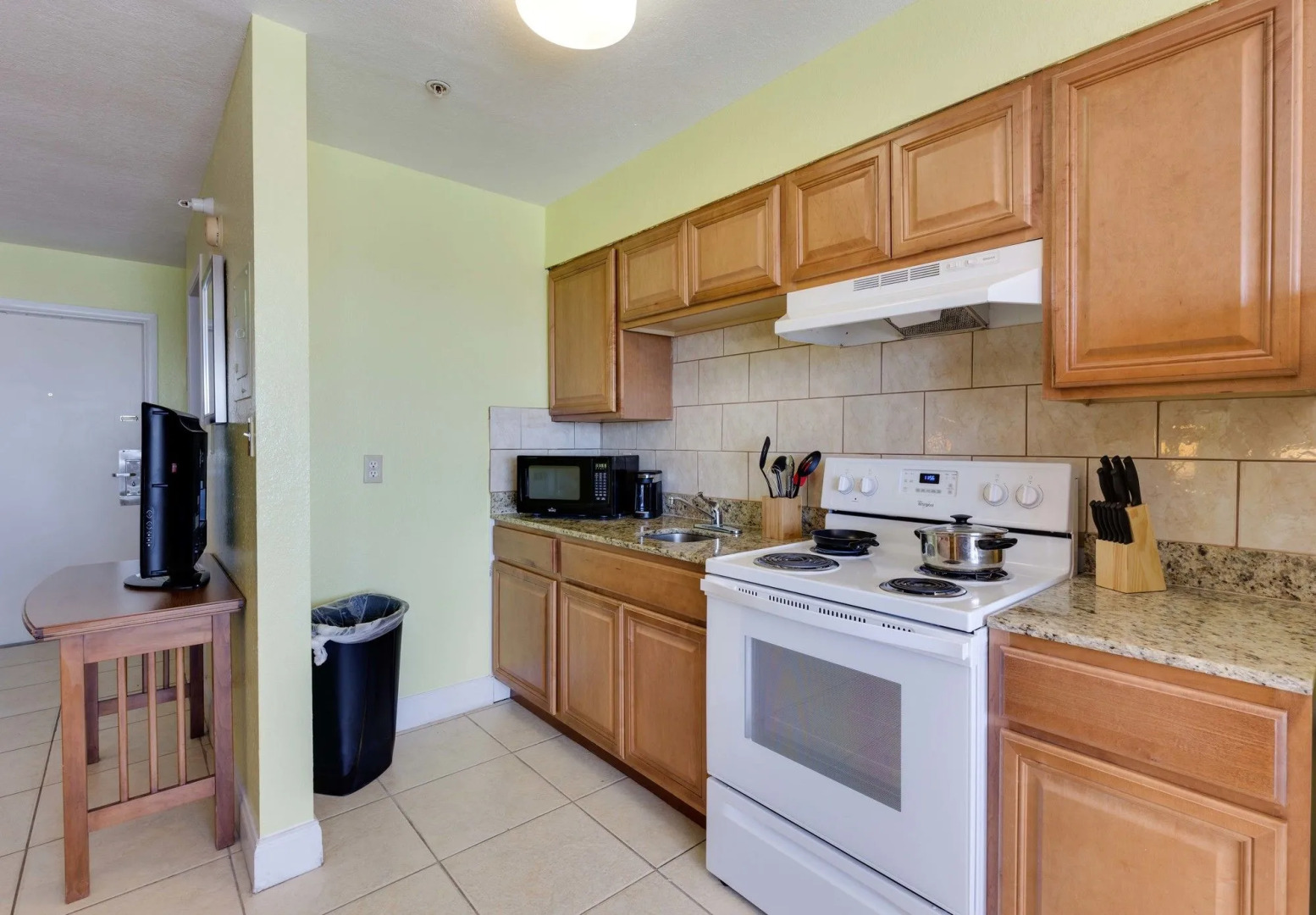 Pierview Hotel and Suites