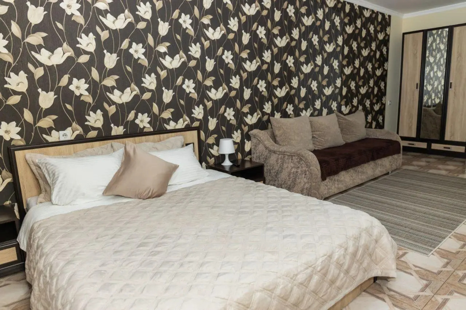 Rich House (Рич Хаус) на улице Губкина