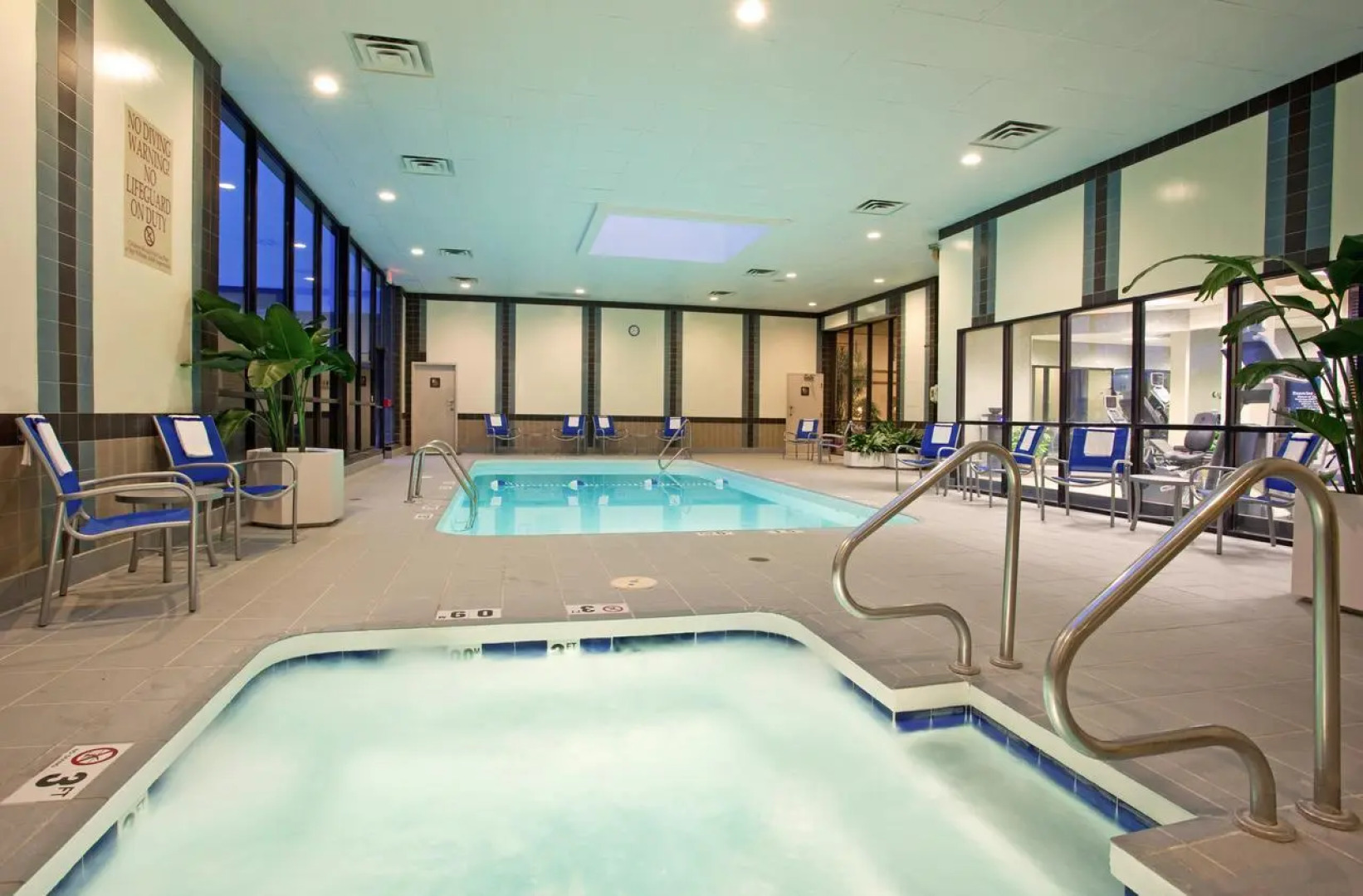 Holiday Inn Hotel & Suites Cincinnati - Eastgate by IHG