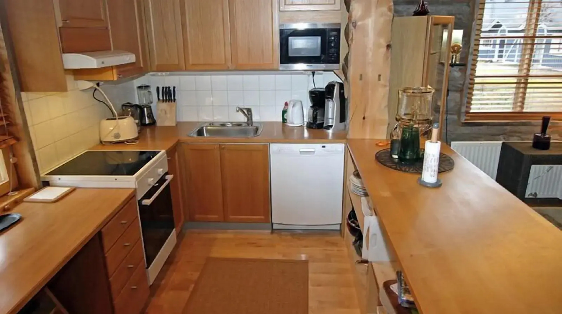 Kuukkeli Log Houses Teerenpesä - Premium Suite A48