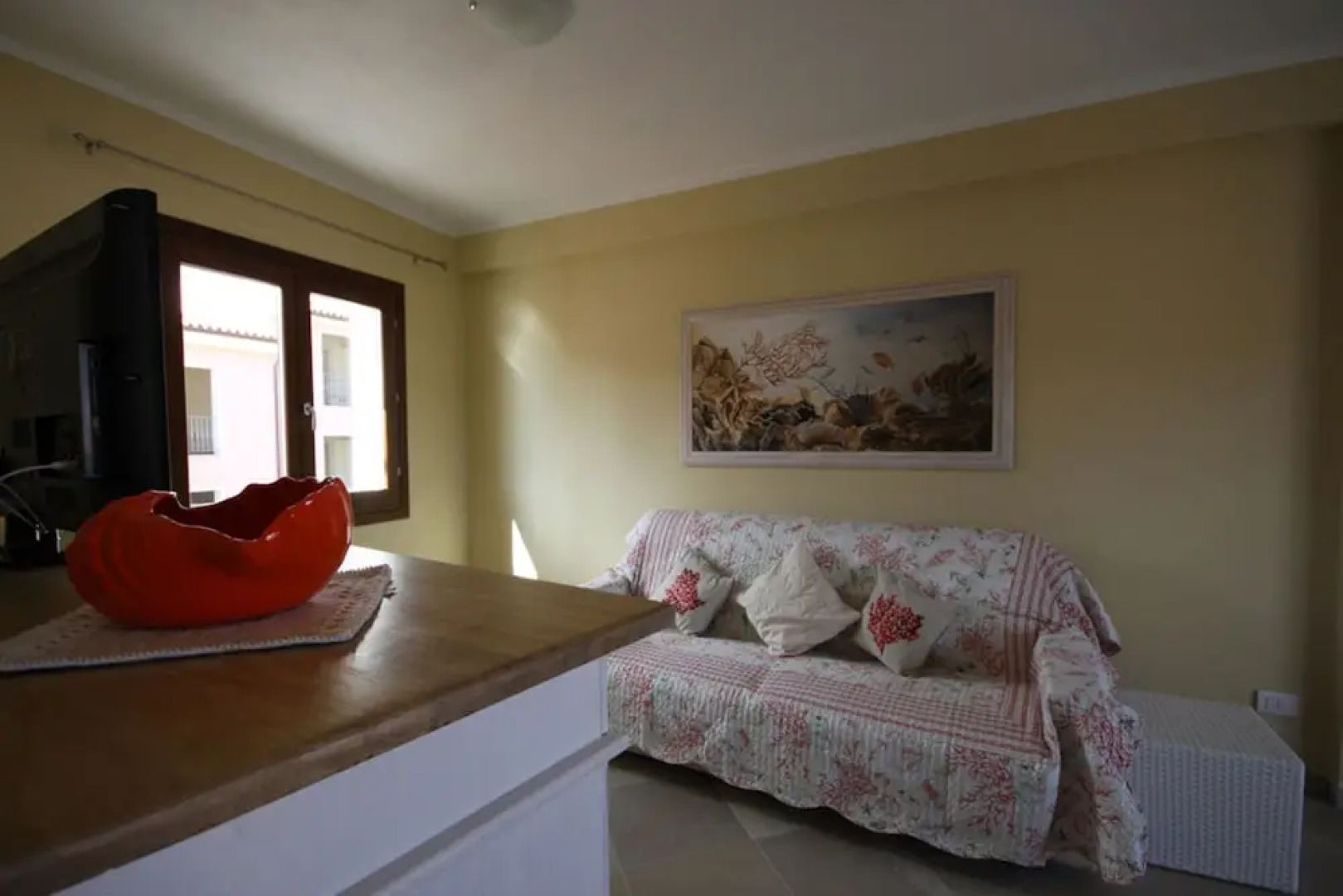 Chic Beachside Apartment