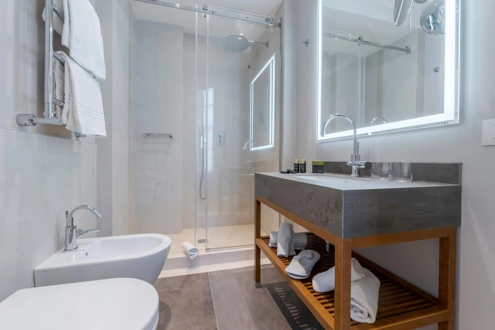 Sira Grande Hotel and Spa