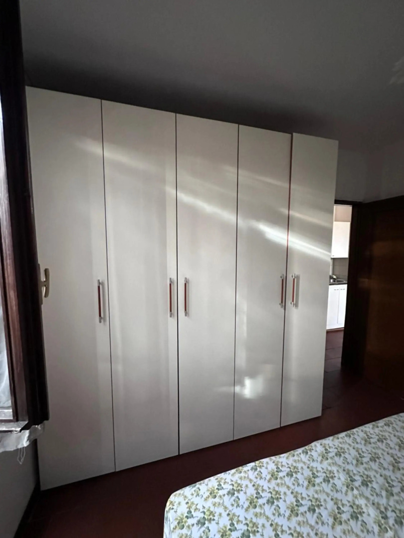 Via Rose (dietro Freccia Rossa)