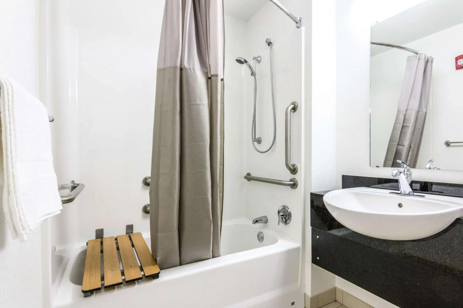 Motel 6 Longview, TX