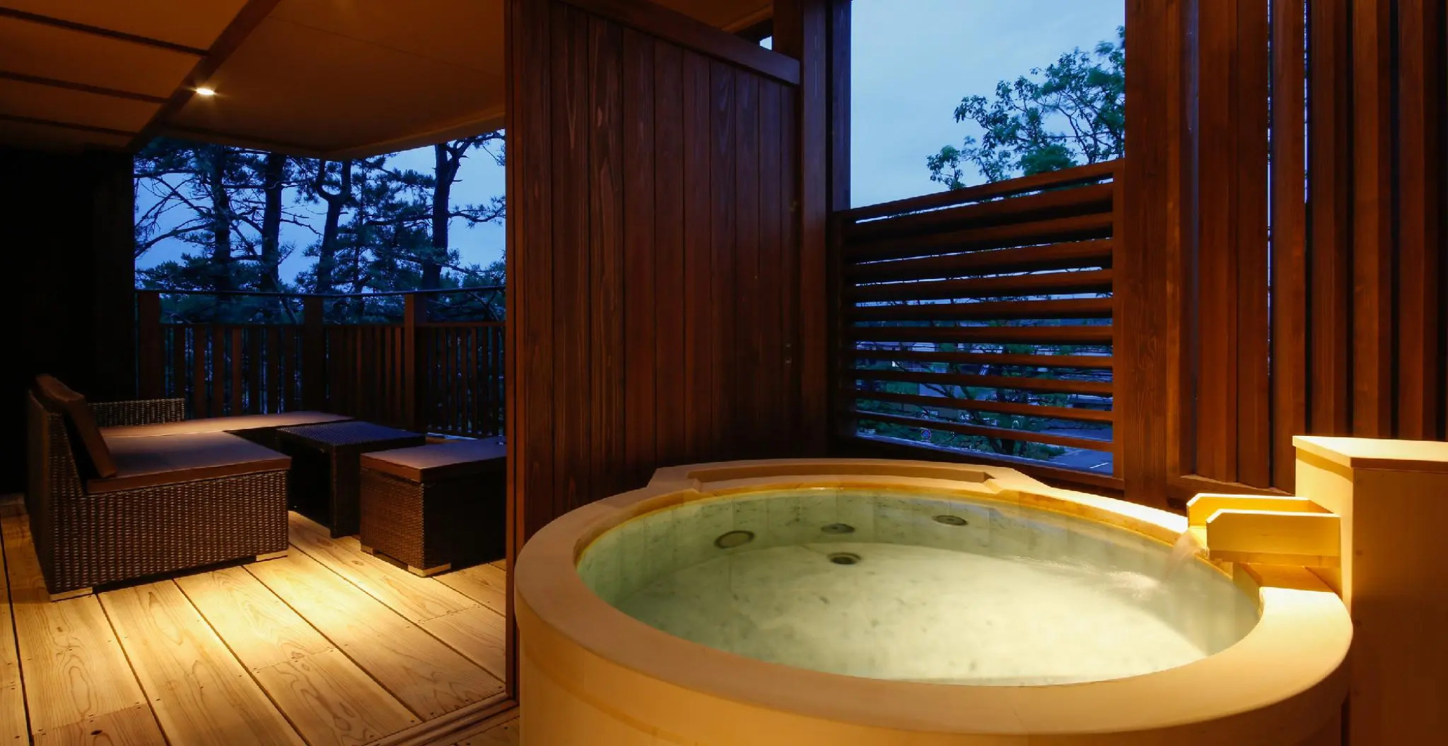 Awaji Hamarikyu TAKUMI