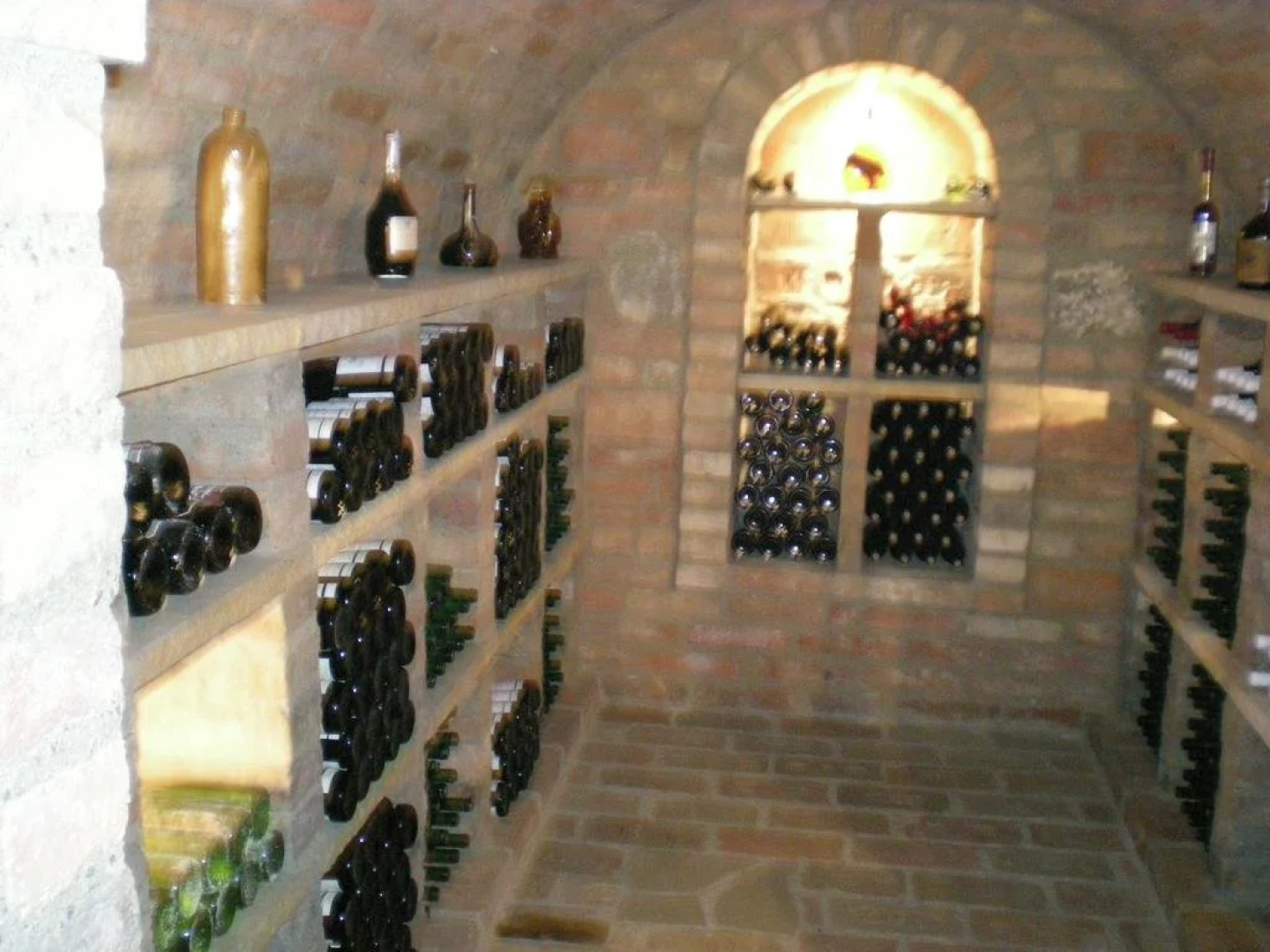 Mikulov - Inn - hotel s vinným sklepem Venuše