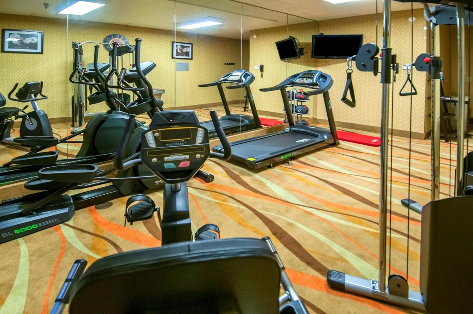 Best Western Plus JFK Inn & Suites