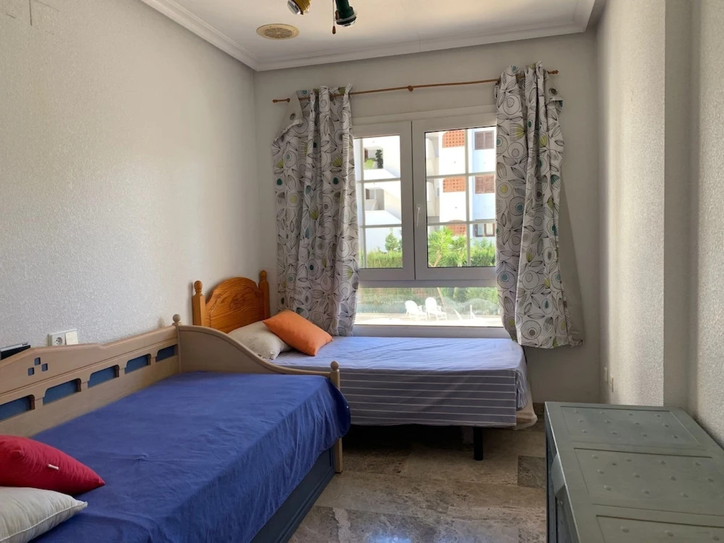 Sunny apartment in Albir el Point