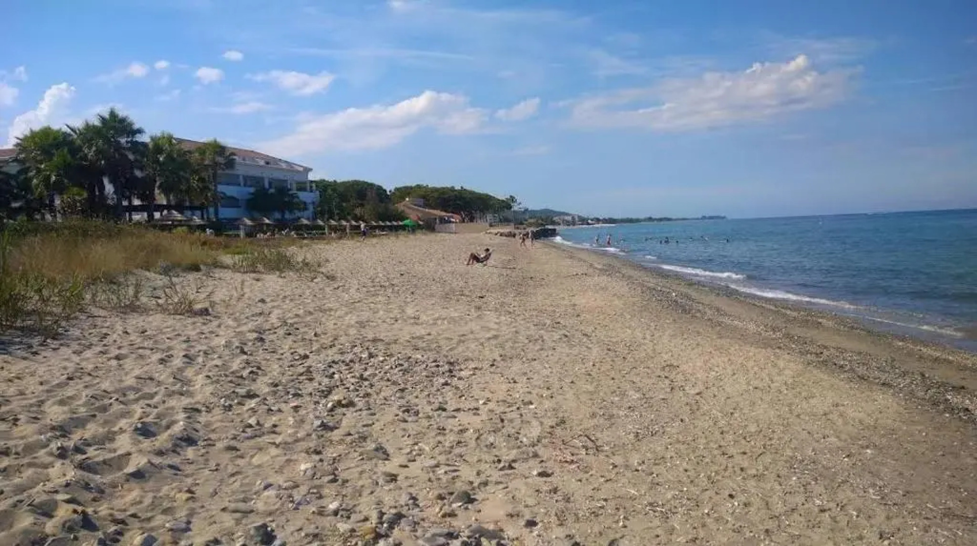 Studio Dans Résidence De Tourisme