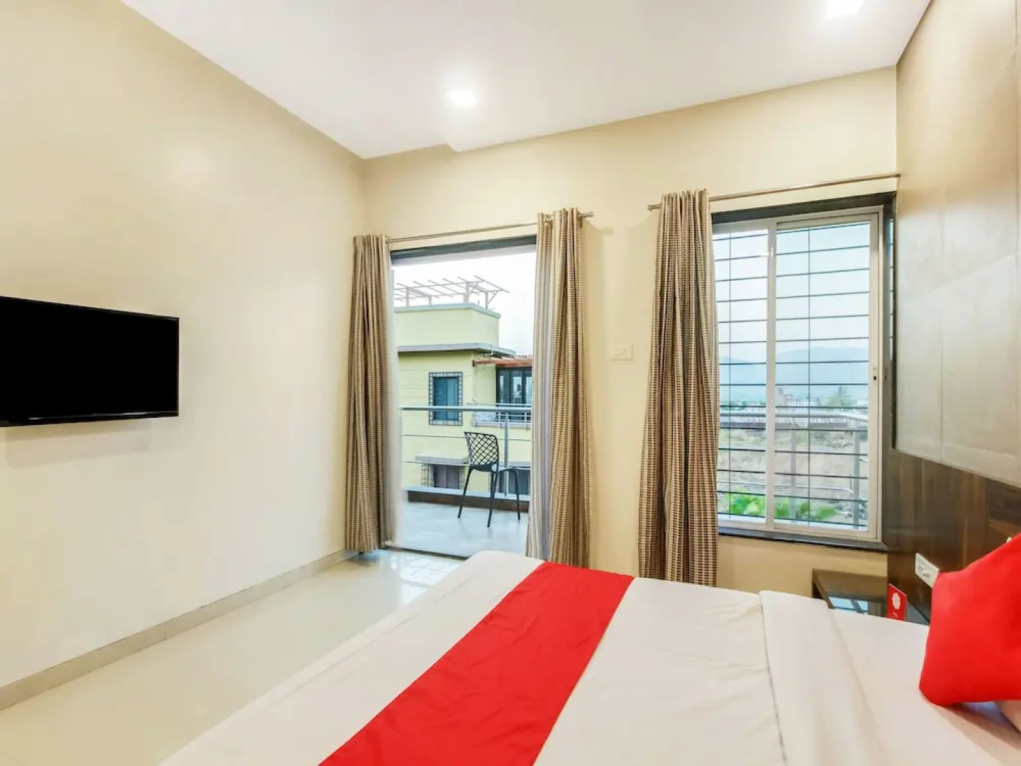 OYO 13628 Sorina Hillside Resort