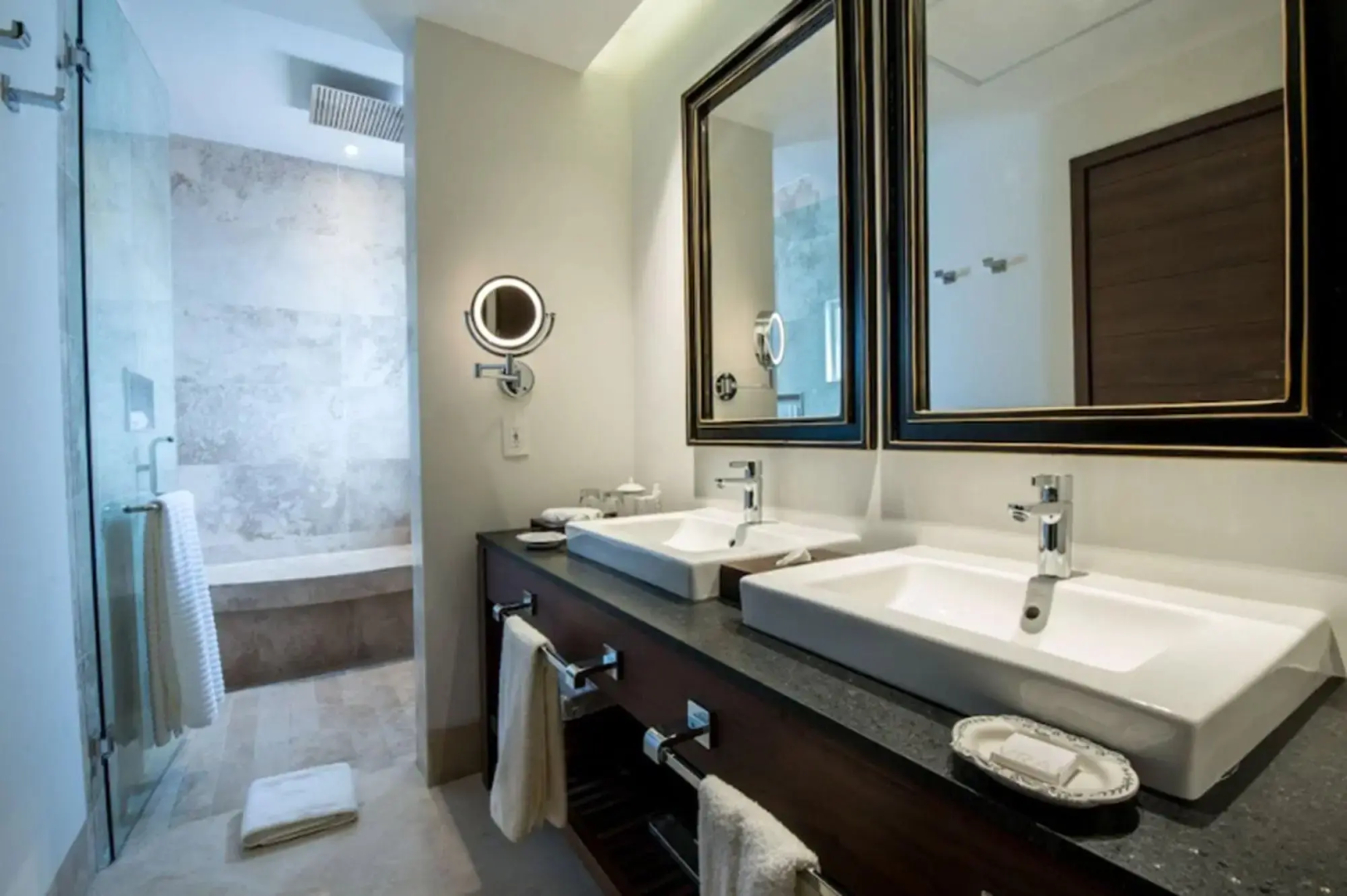 Square Small Luxury Hotel - Providencia
