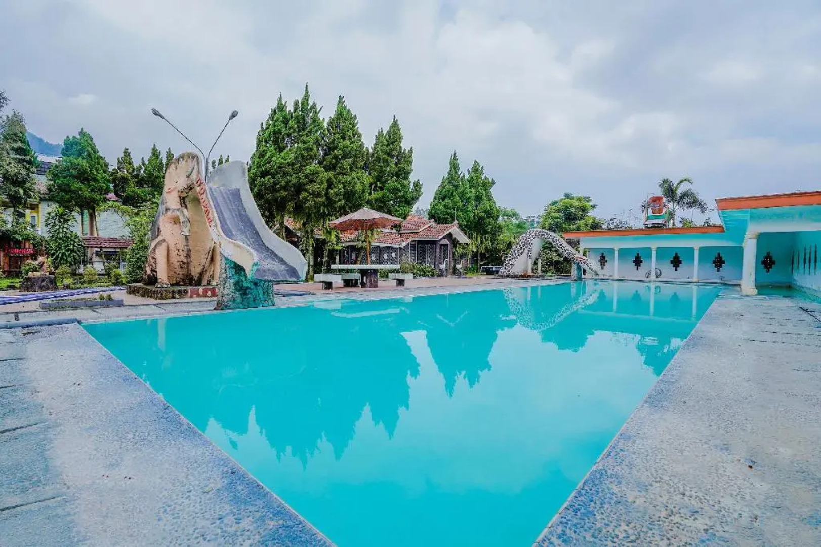 OYO 3889 D'ratna Resort